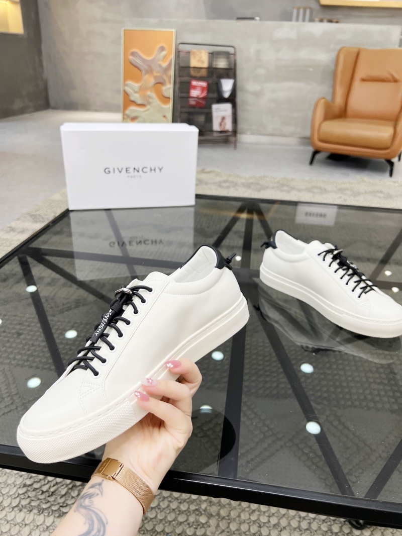 Givenchy Sneakers